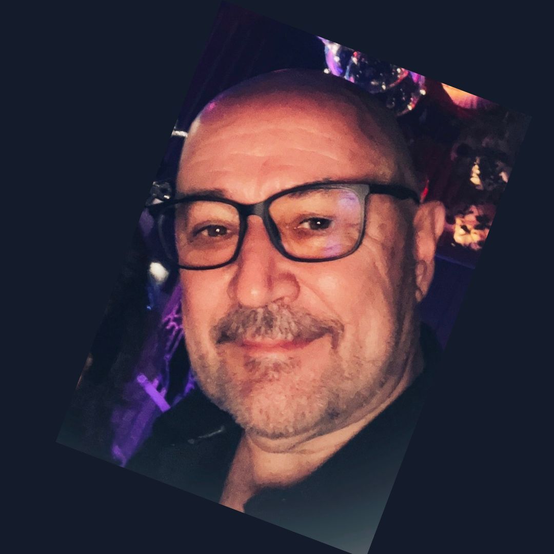 AJ Arjen Van De Voort